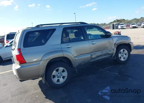 2006 Toyota 4Runner Sr5 V6 z USA, uszkodzony, nr VIN JTEZU14R460078182